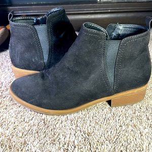 Women’s Black Boots